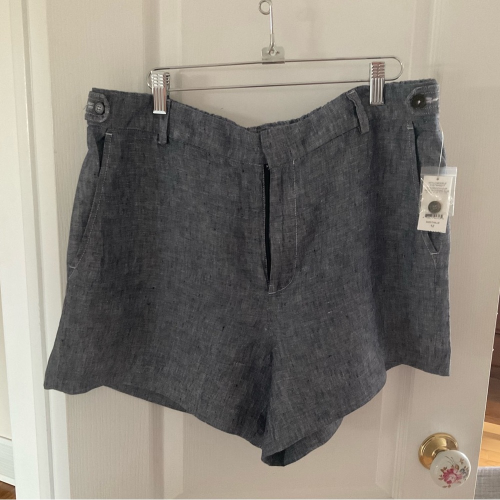 Lord & Taylor linen shorts - size 12